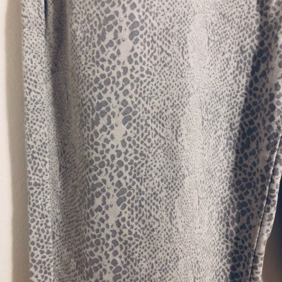 Reitman’s reptile print skinny jeans - Picture 4 of 11